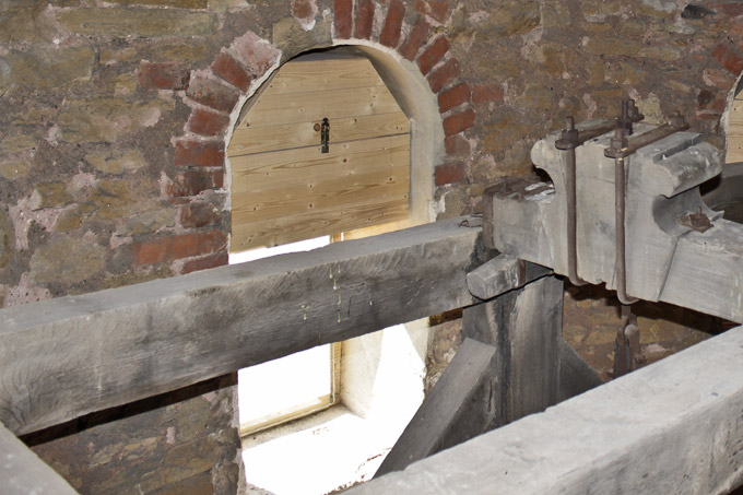 Dohlennistkästen in der Glockenetage im Kirchturm Dorna - Foto: NABU Thüringen